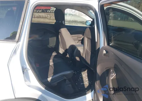 2013 Ford Escape S из США, поврежденный, VIN 1FMCU0F77DUD79823